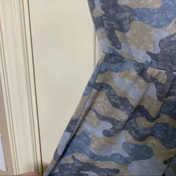 Entro Strapless Camo Romper - Picture 4 of 6